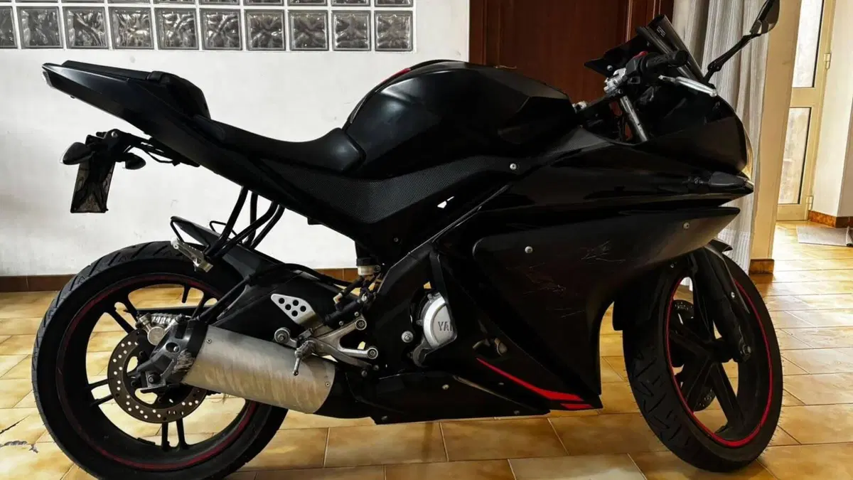 Yamaha YZF R125 (2008 - 13)  (12)