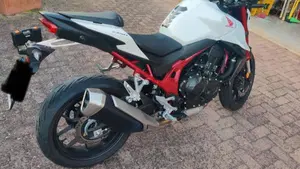 Honda CB 750 Hornet (2023 - 24)  (8)