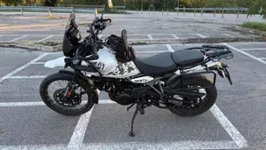 Royal Enfield Himalayan 450 Tubeless (2024 - 26)  (2)