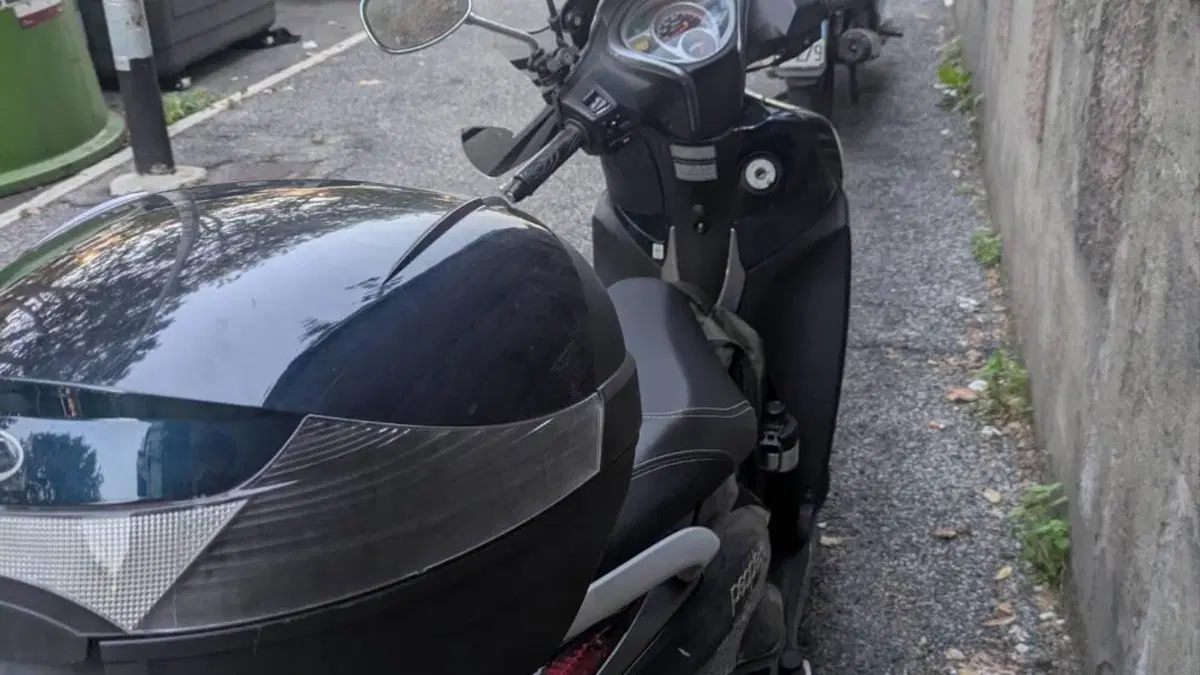 Kymco People 125i One (2021 - 25)  (4)