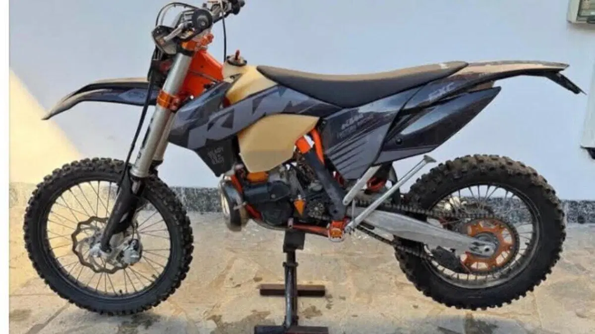 KTM 300 EXC E Six Days (2015)  (2)