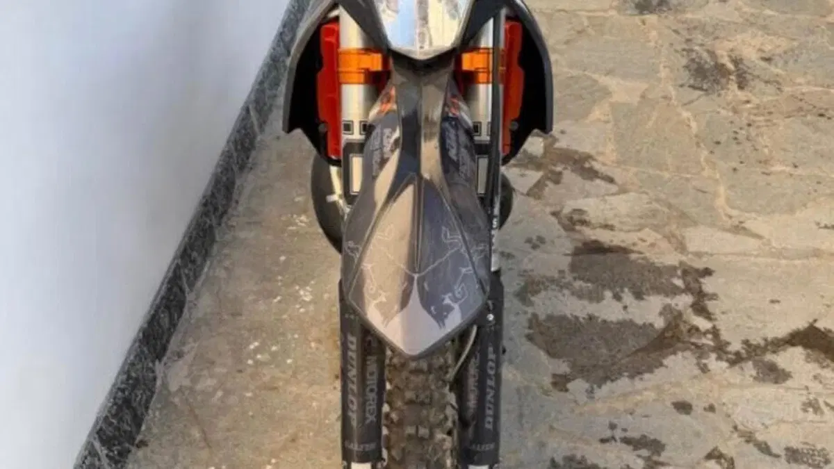 KTM 300 EXC E Six Days (2015)  (4)
