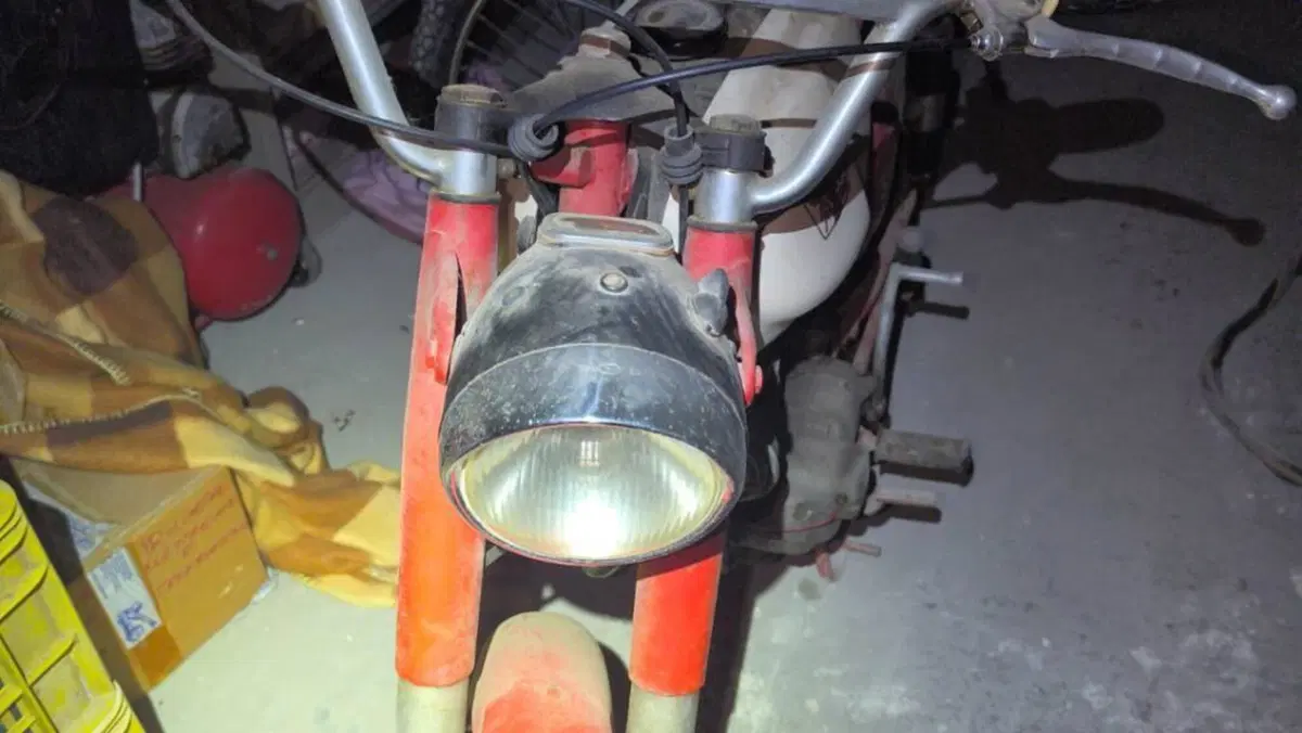 Aprilia   (7)