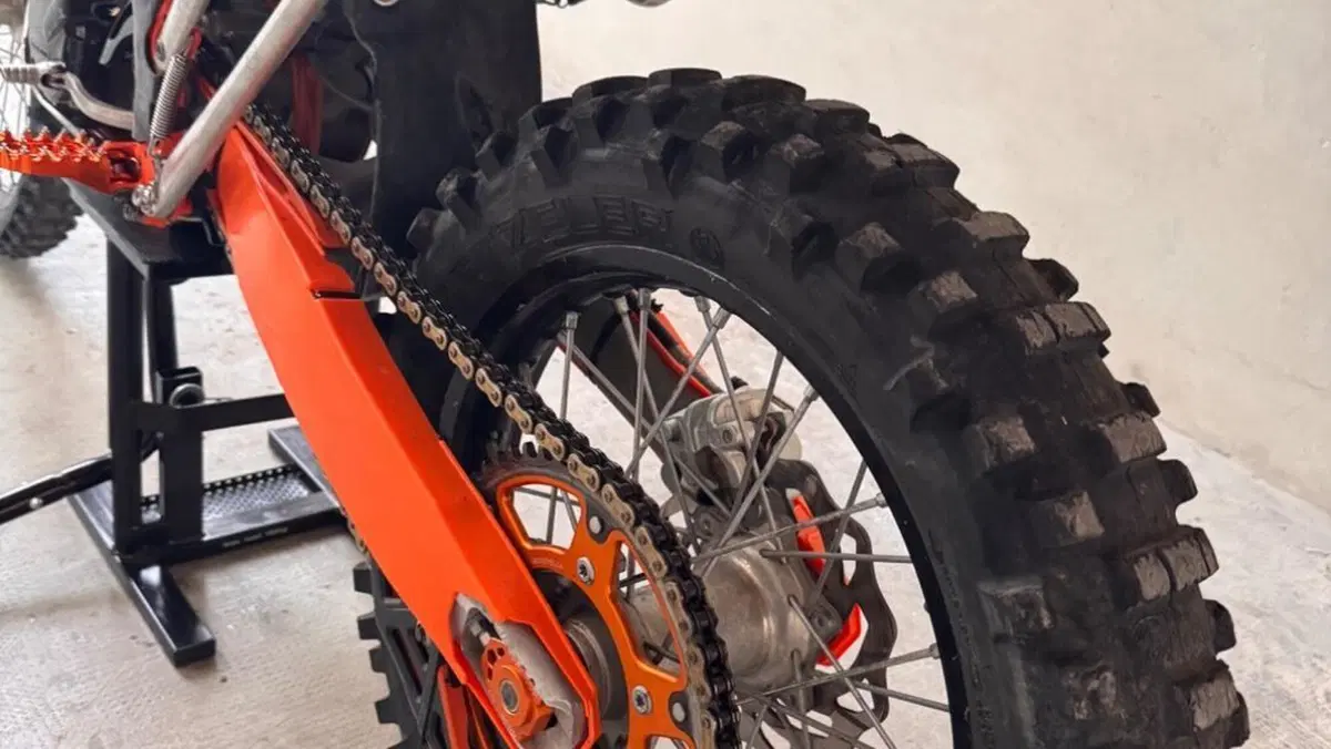 KTM 400 EXC (2011)  (4)