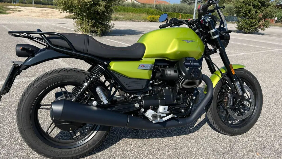 Moto Guzzi V7 Sport (2025 - 26)  (3)