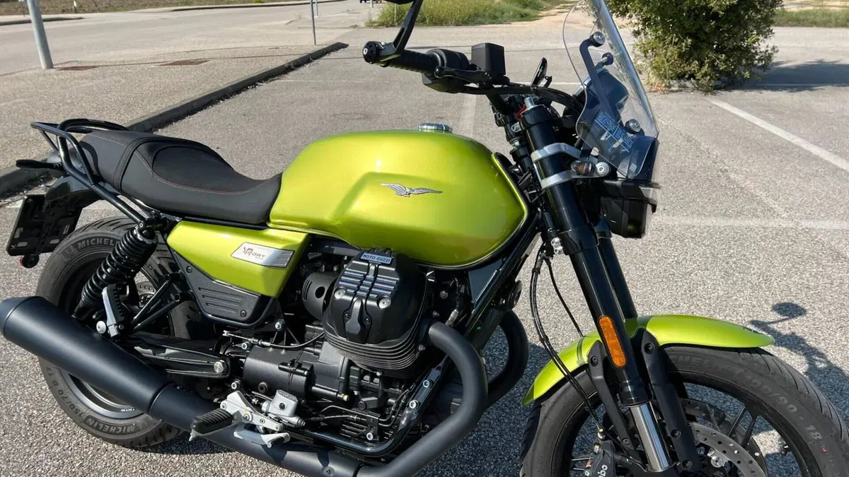 Moto Guzzi V7 Sport (2025 - 26)  (5)