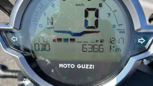 Moto Guzzi V7 Sport (2025 - 26)  (6)