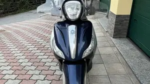 Piaggio Medley 125 ABS (2016 - 19)  (5)