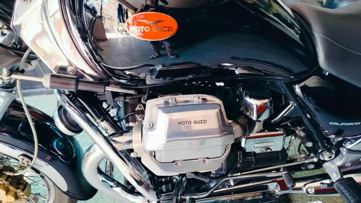 Moto Guzzi California EV Touring (2002 - 06)  (2)