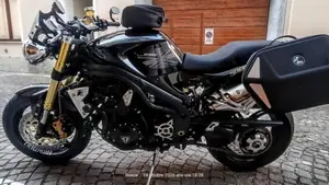 Triumph Speed Triple 1050 (2005 - 11)  (3)