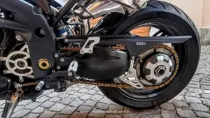 Triumph Speed Triple 1050 (2005 - 11)  (14)