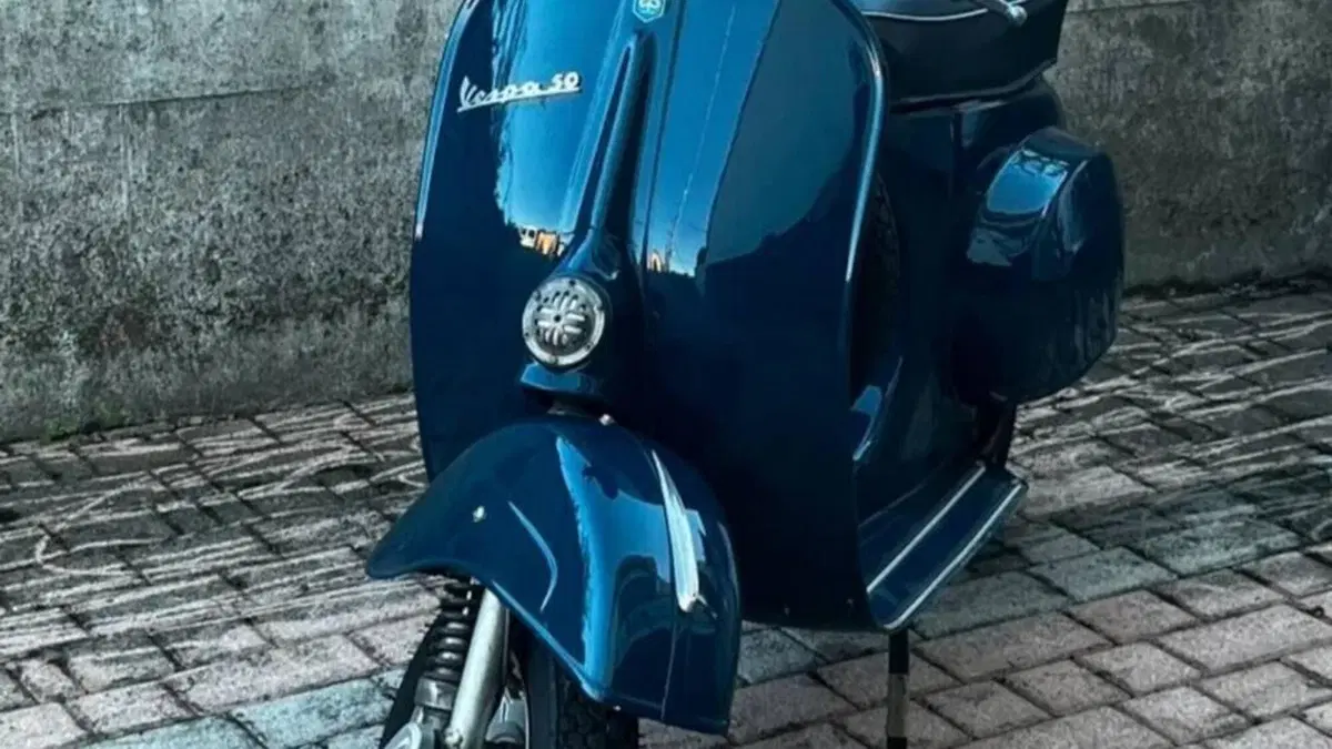 Piaggio Vespa 50 R  (5)