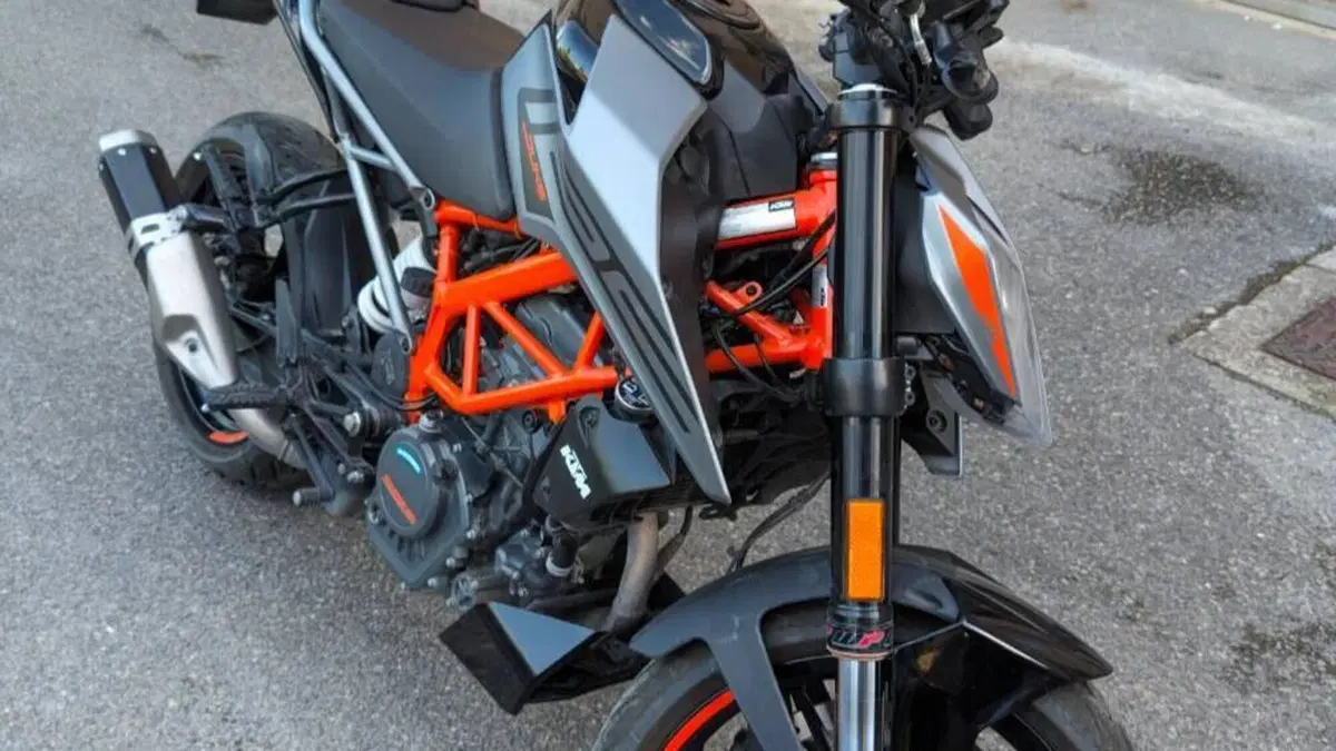 KTM 125 Duke (2021 - 23)  (2)