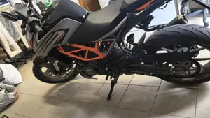 KTM 125 Duke (2021 - 23)  (3)