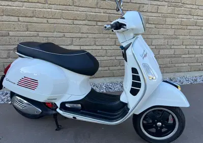 Vespa GTS 300 (2010 - 14) - Annuncio 10134505