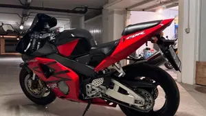 Honda CBR 900 RR Fireblade (2002 - 04)  (5)