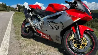 Aprilia RSV 1000 R (2004 - 05) usata