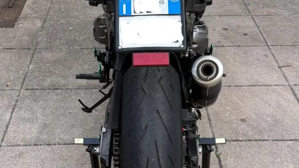 Kawasaki Z 800 ABS (2012 - 16)  (4)