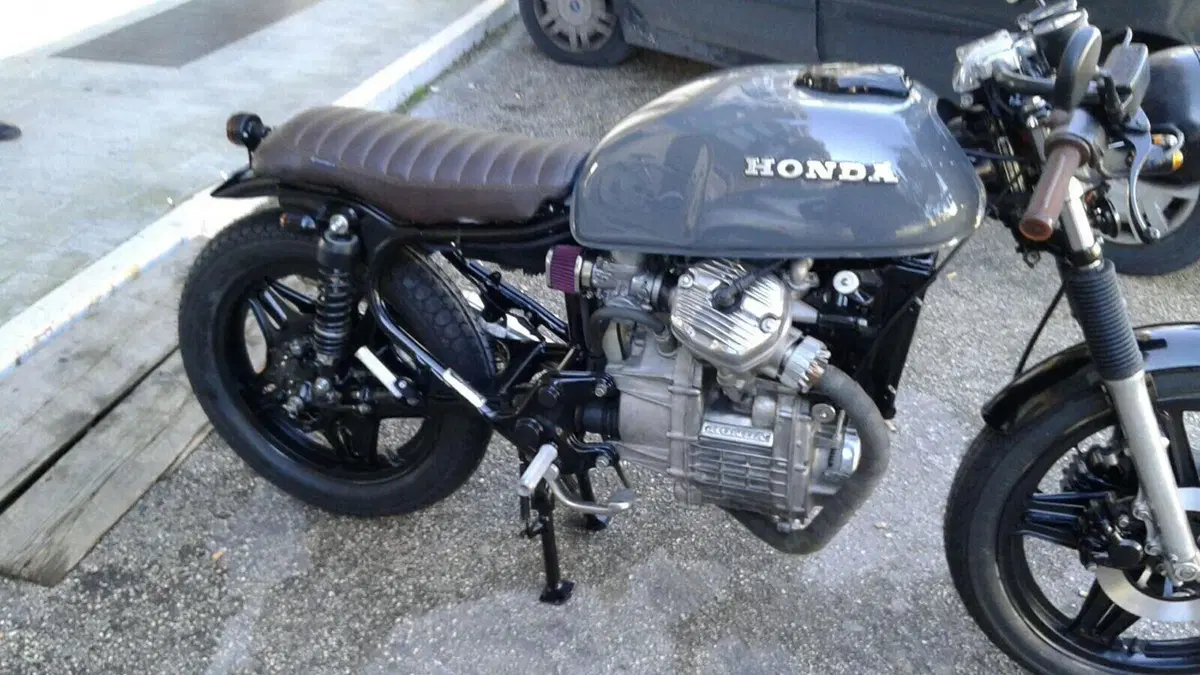 Honda  