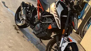 KTM 125 Duke ABS (2017 - 20) 