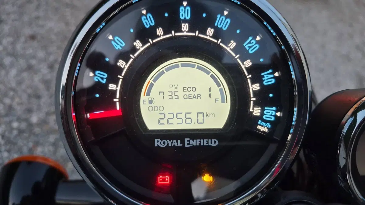 Royal Enfield Meteor 350 (2021 - 26)  (4)