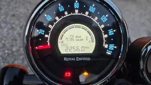 Royal Enfield Meteor 350 (2021 - 26)  (4)