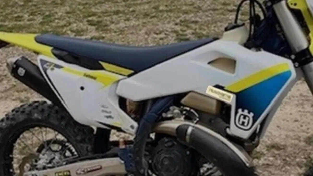 Husqvarna TE 250 (2024)  (4)