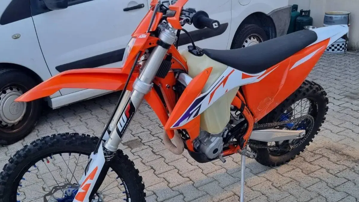 KTM 350 EXC-F (2023)  (4)