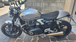 Triumph Speed Twin 1200 (2025 - 26)  (4)