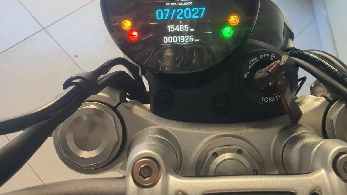 Triumph Speed Twin 1200 (2025 - 26)  (5)
