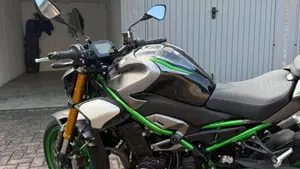Kawasaki Z 900 SE (2025 - 27)  (4)