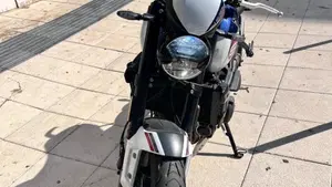 Triumph Trident 660 Triple Tribute Edition (2024)  (9)