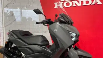 Yamaha X-Max 300 (2025 - 26)