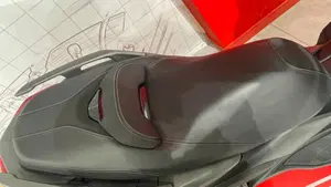 Yamaha X-Max 300 (2025 - 26)  (5)