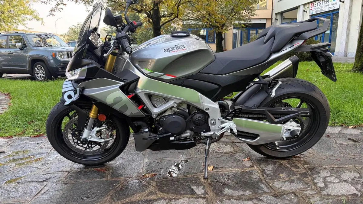 Aprilia Tuono V4 (2025 - 26) 