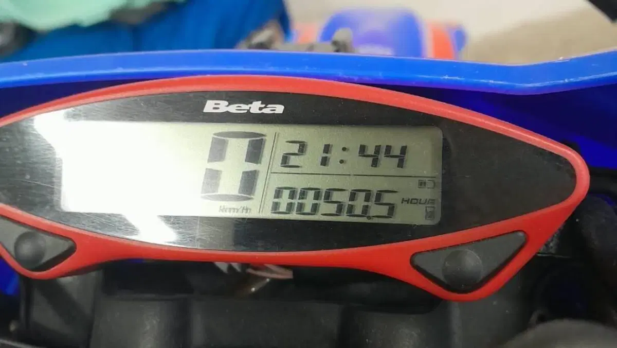 Betamotor RR 300 2T Enduro Race (2025)  (5)