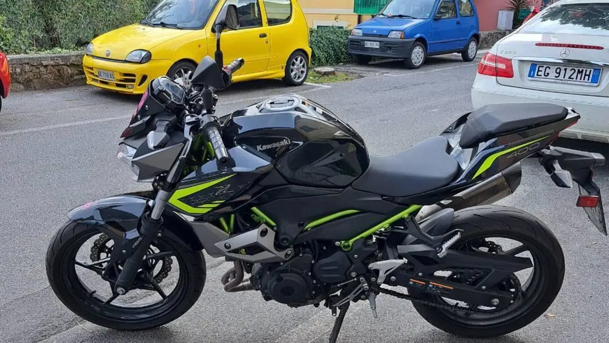 Kawasaki Z 400 Performance (2020)  (3)