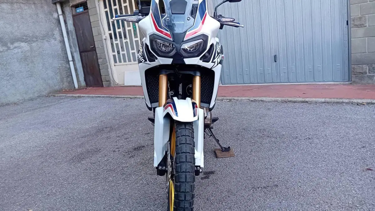 Honda Africa Twin CRF 1000L (2018 - 19)  (8)