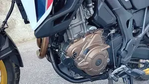 Honda Africa Twin CRF 1000L (2018 - 19)  (13)