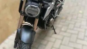 Honda CB 650 R (2019 - 20)  (3)
