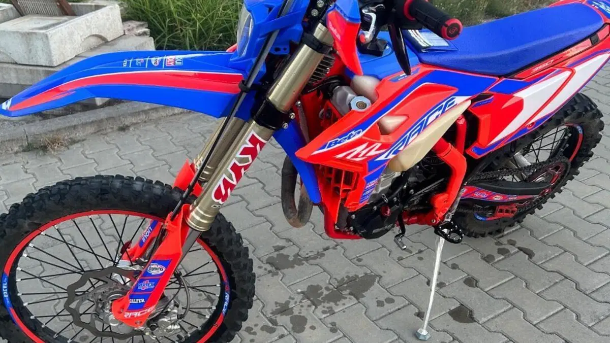 Betamotor RR 350 4T Enduro Race (2025)  (4)