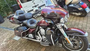 Harley-Davidson 1690 Electra Glide Ultra Limited Low (2014 - 16) - FLHTKL  (2)