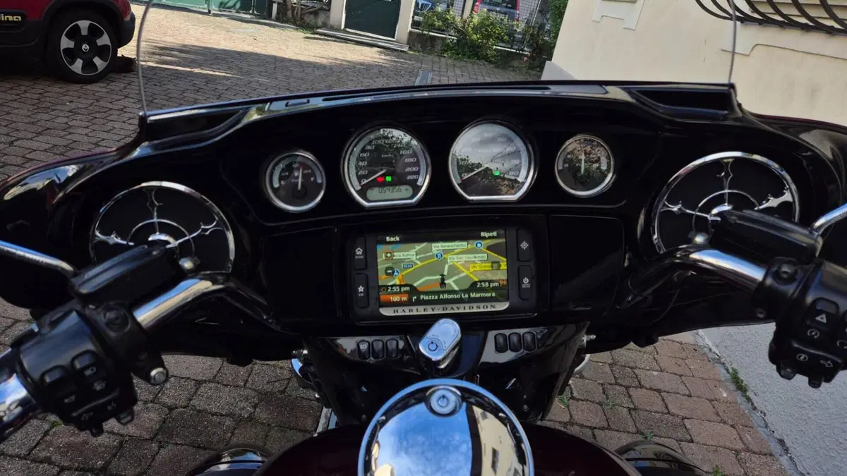 Harley-Davidson 1690 Electra Glide Ultra Limited Low (2014 - 16) - FLHTKL  (8)