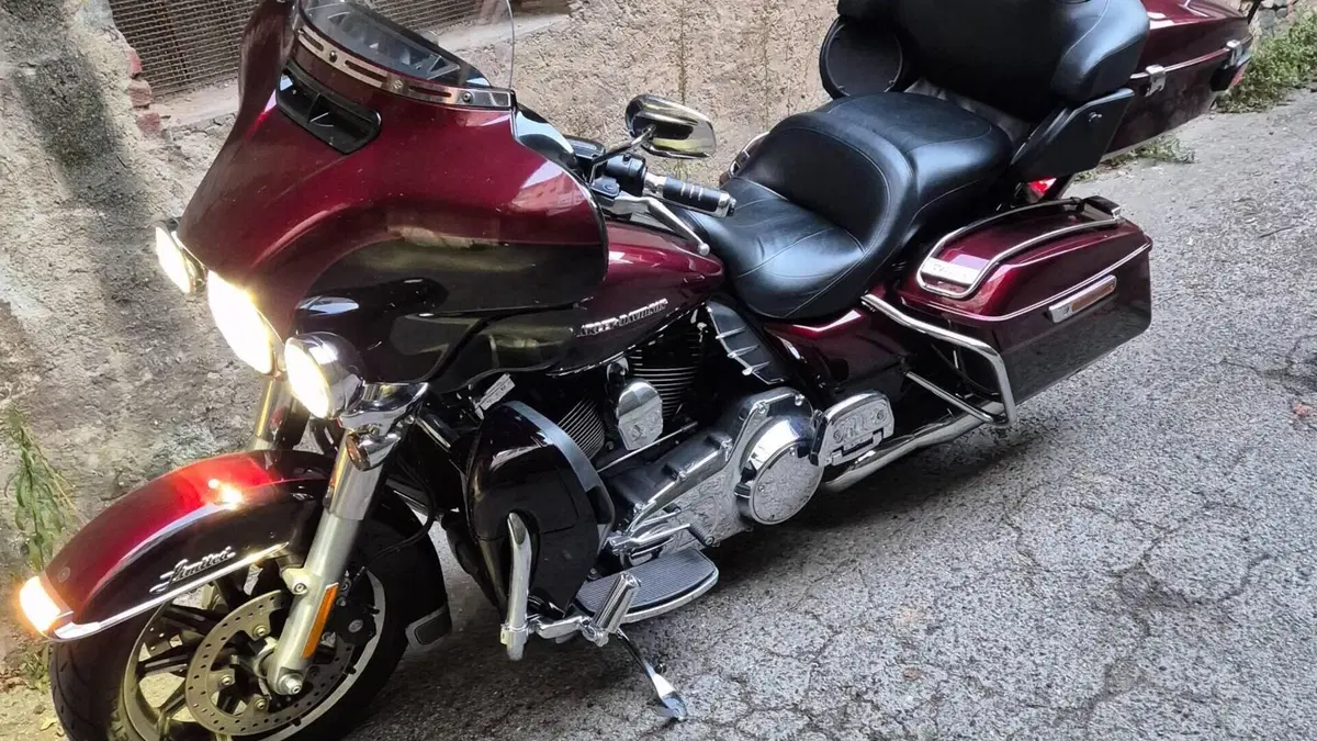 Harley-Davidson 1690 Electra Glide Ultra Limited Low (2014 - 16) - FLHTKL  (9)