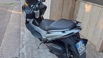 Zontes ZT350-E (2023 - 25) usata