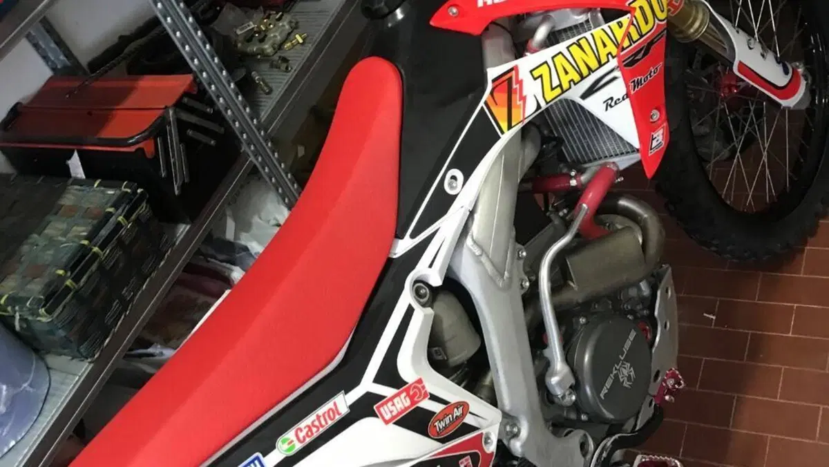 Honda CRF 250RF (2015)  (6)