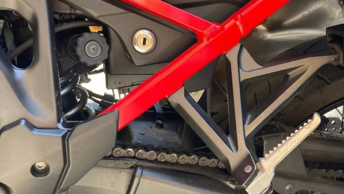 Honda Africa Twin CRF 1100L (2020 - 21)  (9)