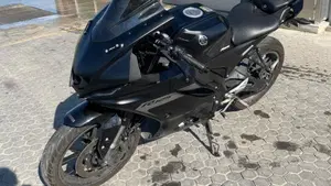 Yamaha YZF R125 (2023 - 26)  (3)