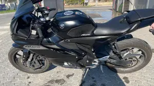 Yamaha YZF R125 (2023 - 26)  (4)