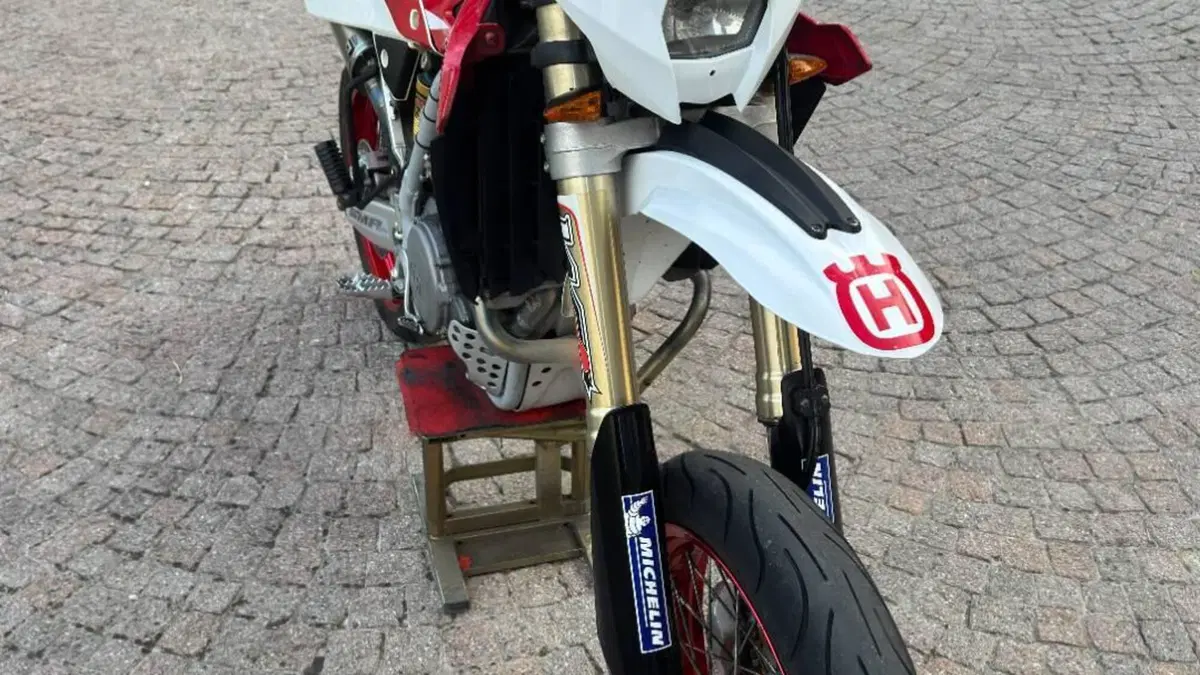 Husqvarna SM 510 R (2007)  (9)